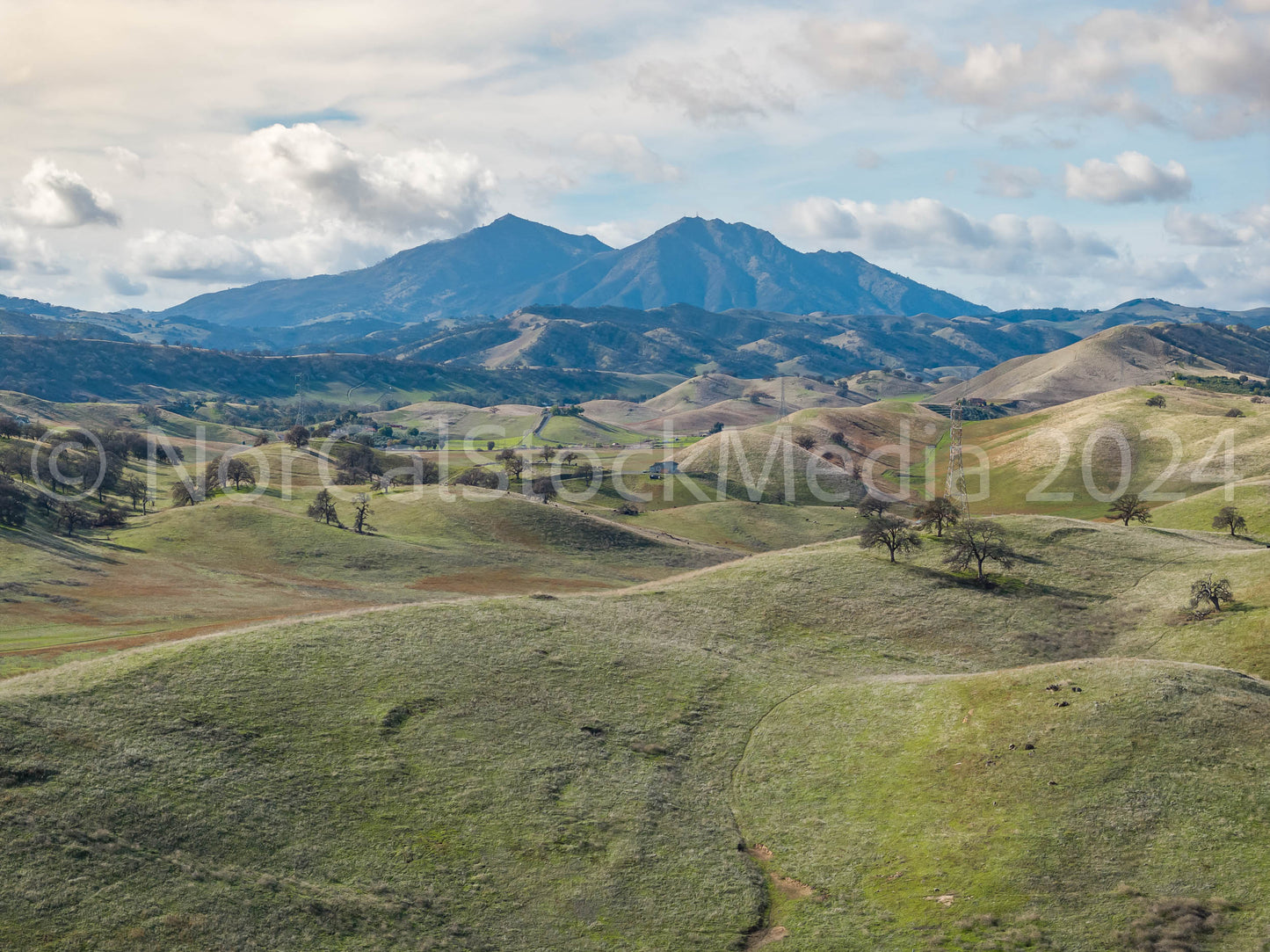 Real Estate Pack - Vista Dorado (6 Aerial Photos)